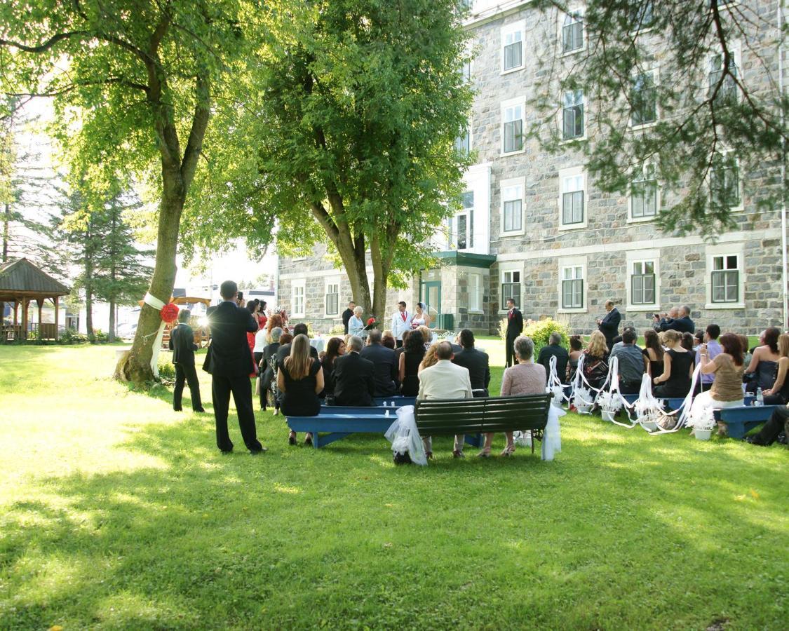 Auberge Du Couvent Saint-Casimir 外观 照片